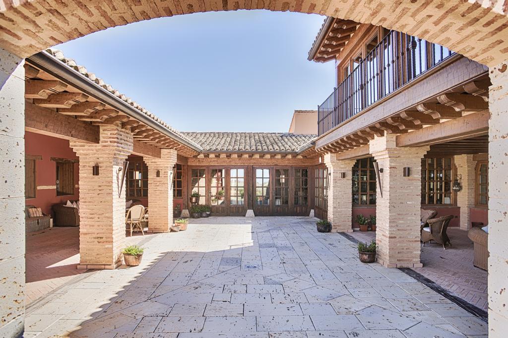 Ibersol La Casona De Andrea Hotel Tiedra Exterior photo