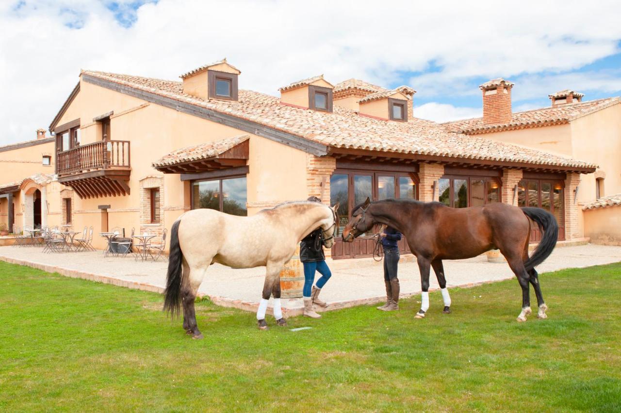 Ibersol La Casona De Andrea Hotel Tiedra Exterior photo