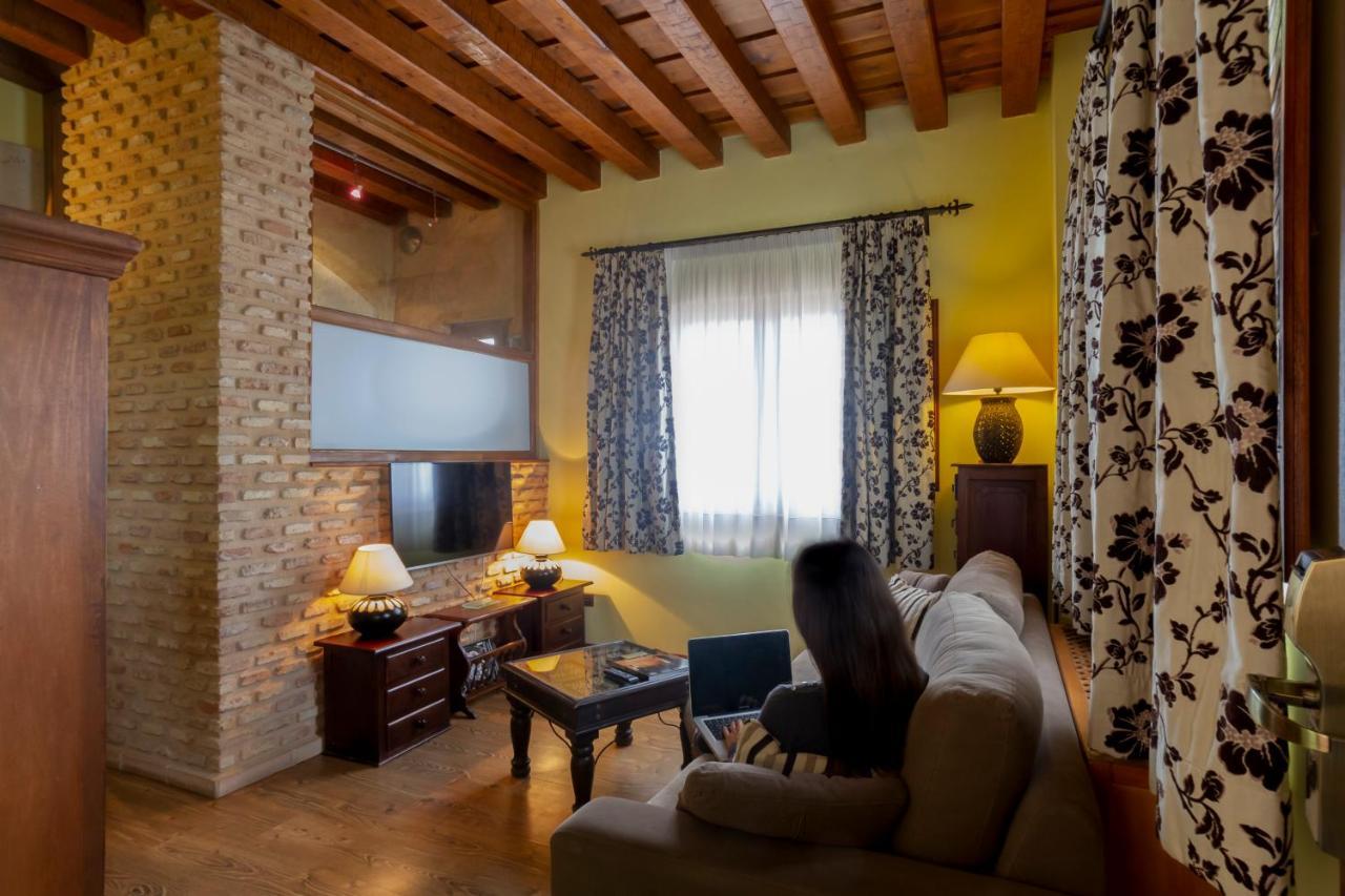 Ibersol La Casona De Andrea Hotel Tiedra Exterior photo